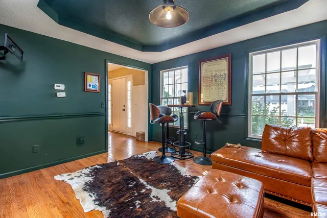 $3,200 | 1050 West Price Street, Eldridge, IA 52748