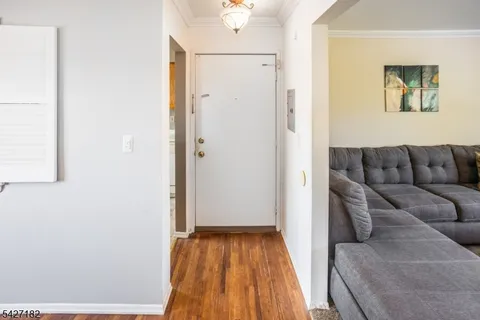 $215,000 | 2467 Highway 10, Unit 8B, Morris Plains, NJ 07950