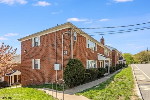 $215,000 | 2467 Highway 10, Unit 8B, Morris Plains, NJ 07950