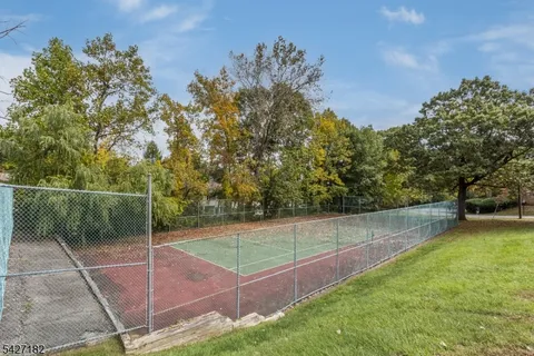$215,000 | 2467 Highway 10, Unit 8B, Morris Plains, NJ 07950