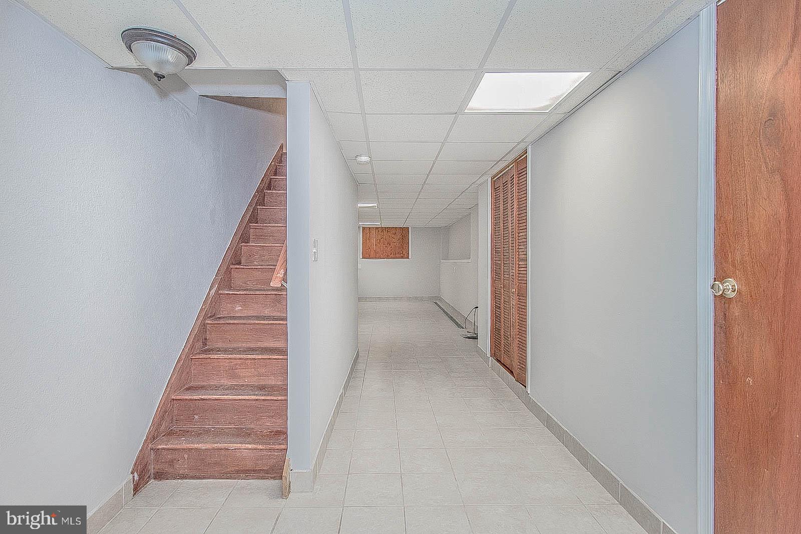 2022 Ogden Street Philadelphia, PA 19130 - Photo 23 of 44 a view of entryway