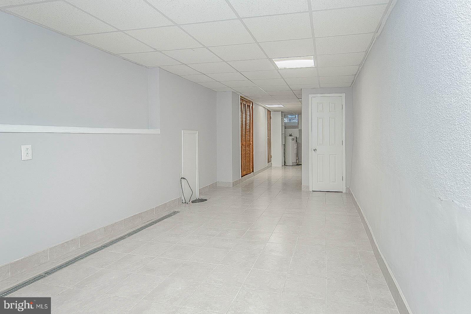 2022 Ogden Street Philadelphia, PA 19130 - Photo 26 of 44 a view of an empty room