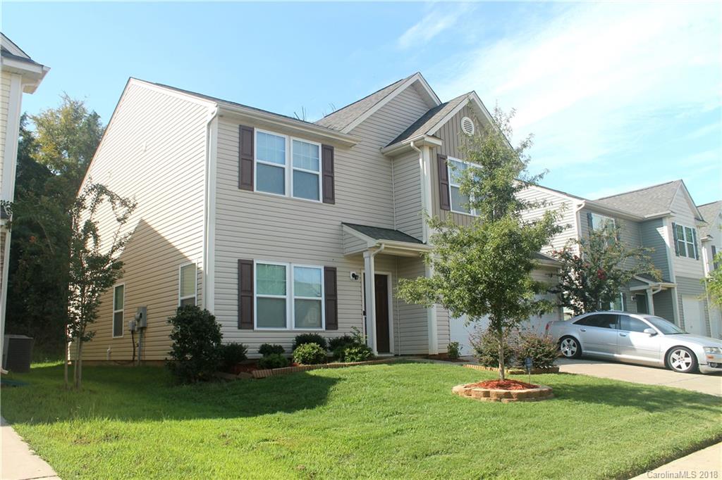 519 Rook Road Charlotte, NC 28216 - Photo 2 of 20 a front view of a house with a yard