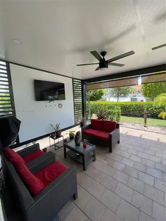 $749,900 | 3494 West 103rd Terrace, Hialeah, FL 33018