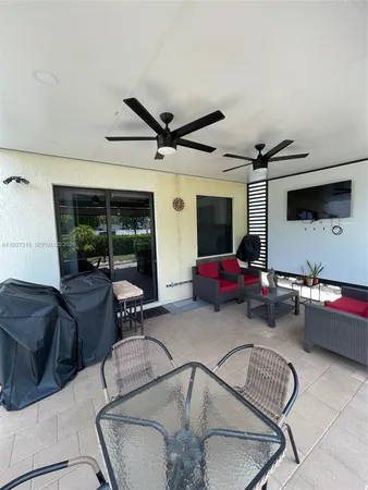 $749,900 | 3494 West 103rd Terrace, Hialeah, FL 33018