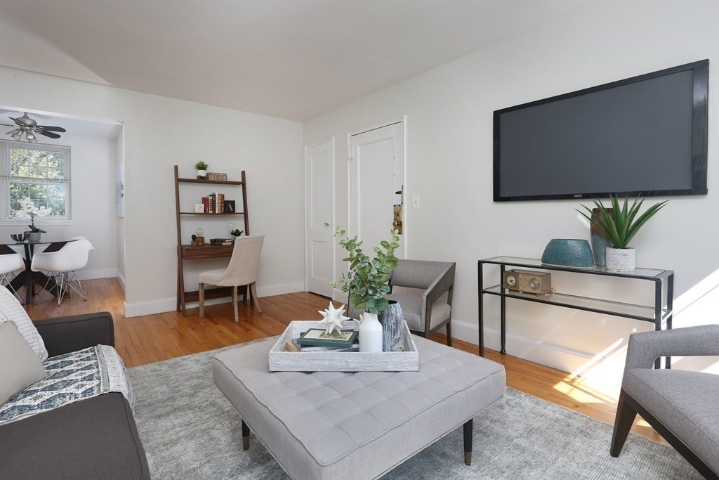 7 Lanark Road, Unit 3 Brookline, MA 02445 - Photo 2 of 8