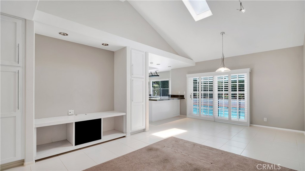 6 Morris Road Irvine, CA 92620 - Photo 6 of 58