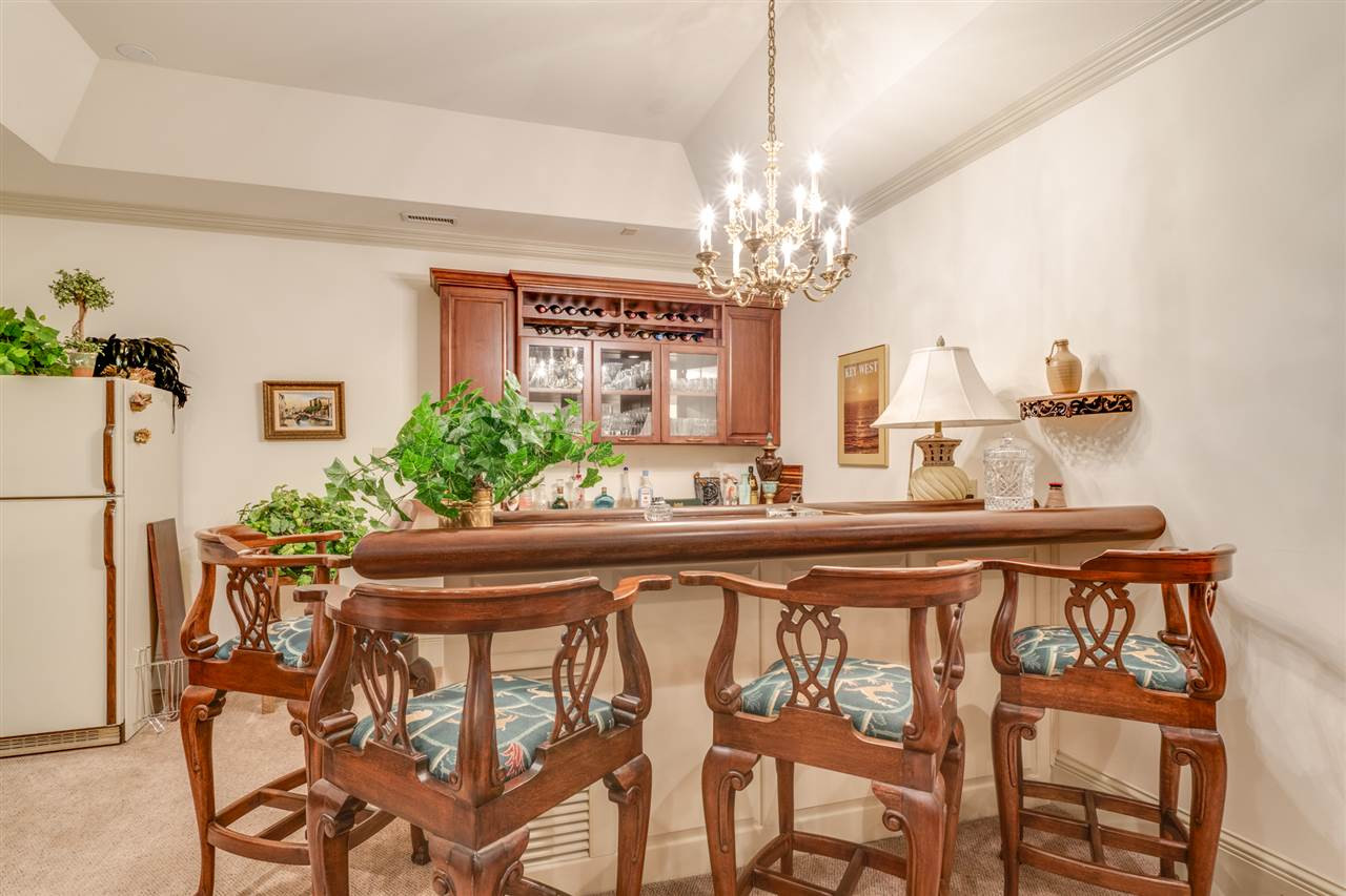 1112 Hymettus Court Raleigh, NC 27607 - Photo 22 of 29 Bar/Kitchenette
