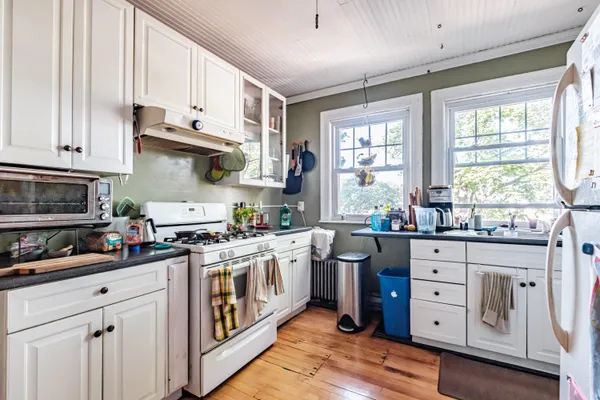 $749,900 | 3 Crescent Street, Portland, ME 04102