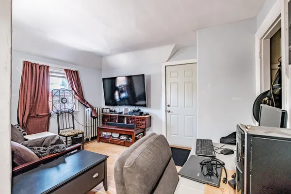 $749,900 | 3 Crescent Street, Portland, ME 04102