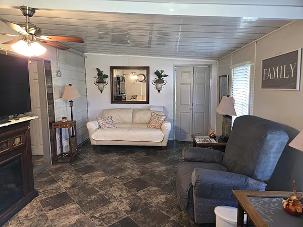 $190,000 | 1176 Pylant Drive, Moore Haven, FL 33471