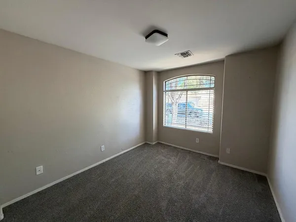 $1,695 | 43269 West Arizona Avenue, Maricopa, AZ 85138