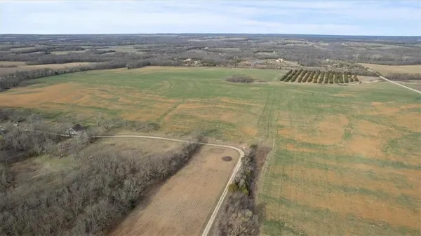 $998,400 | North 600th And County Line Road, Edgerton, KS 66021