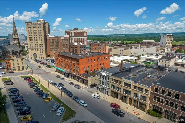 $1,500 | 221 Elizabeth Street, Unit 1, Utica, NY 13501