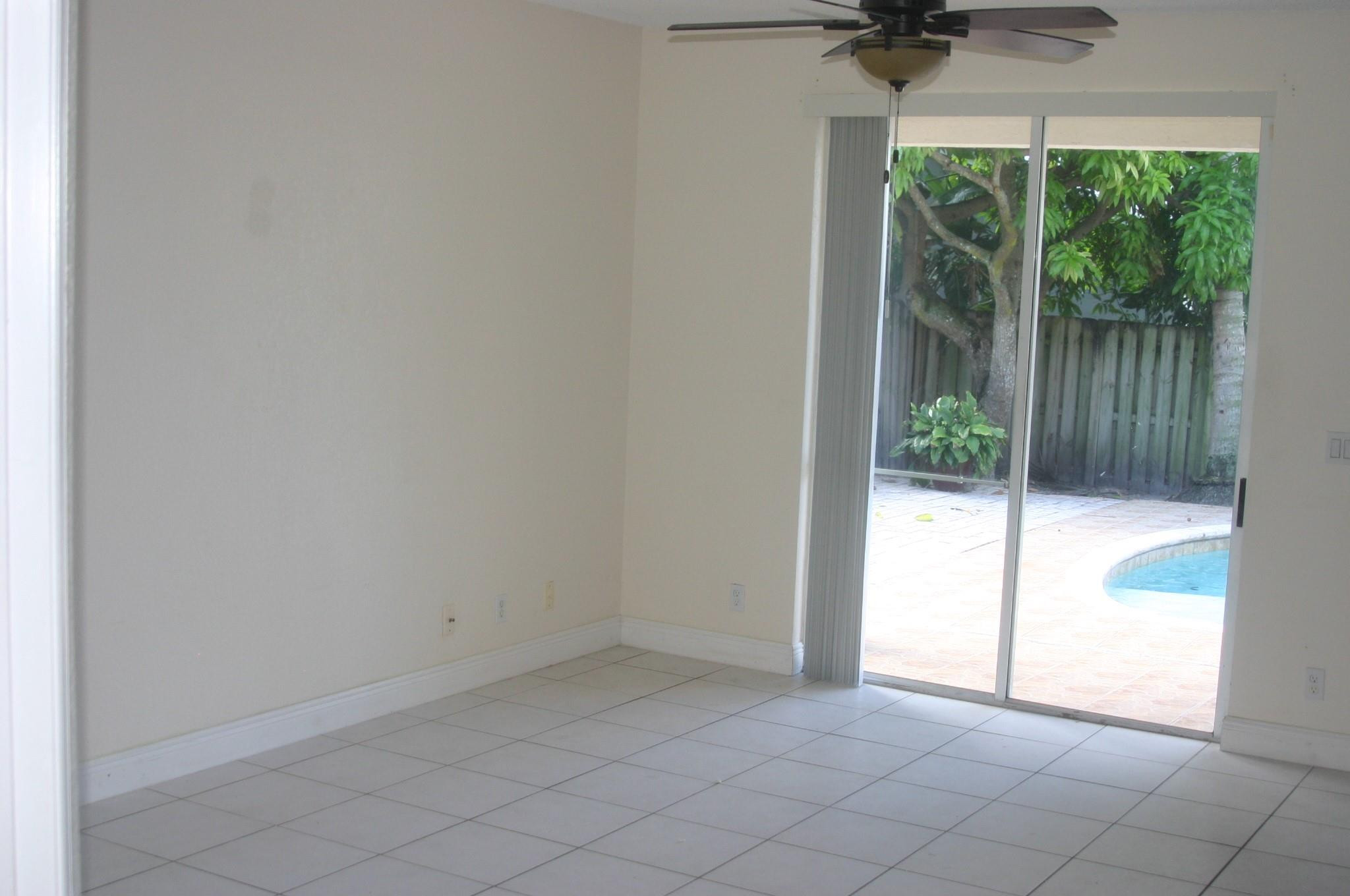 7588 Parkside Lane Pompano Beach, FL 33063 - Photo 8 of 32 Photo 8