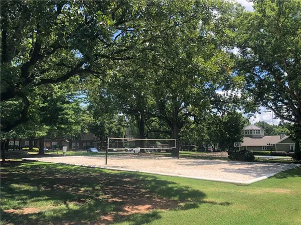 $215,000 | 833-old Greenville Hwy 833-old Greenville Highway, Unit 422, Clemson, SC 29631