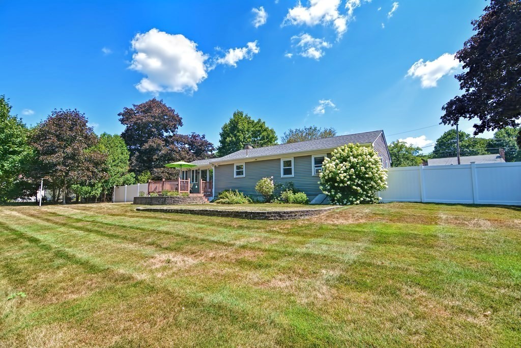 9 Priscilla Road Medway, MA 02053 - Photo 5 of 34 Gallery Image 5