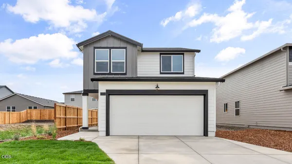 $399,995 | 2570 Addysen Pk Way, Medford, OR 97501