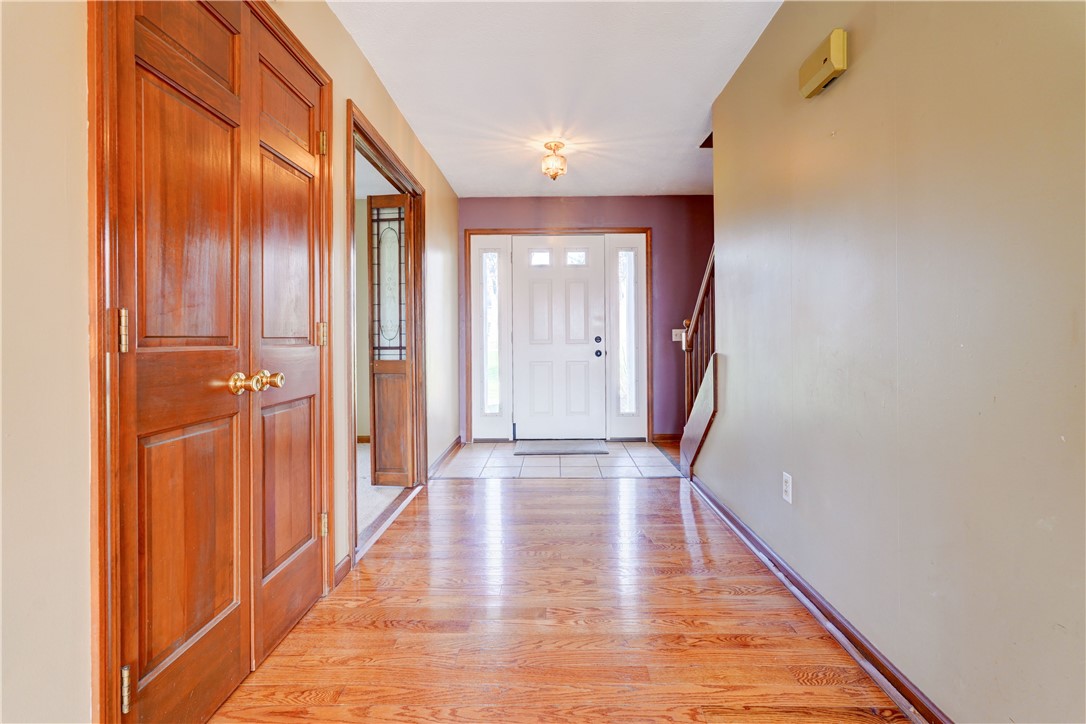 290 Keyes Road Rush, NY 14472 - Photo 3 of 47