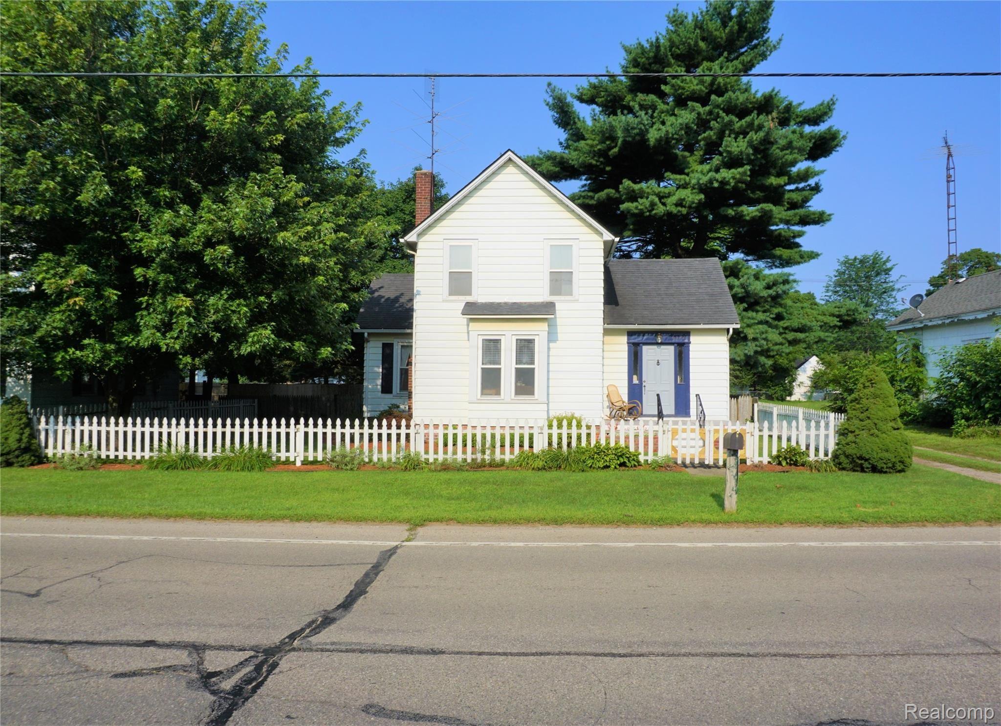 02 Front.jpg