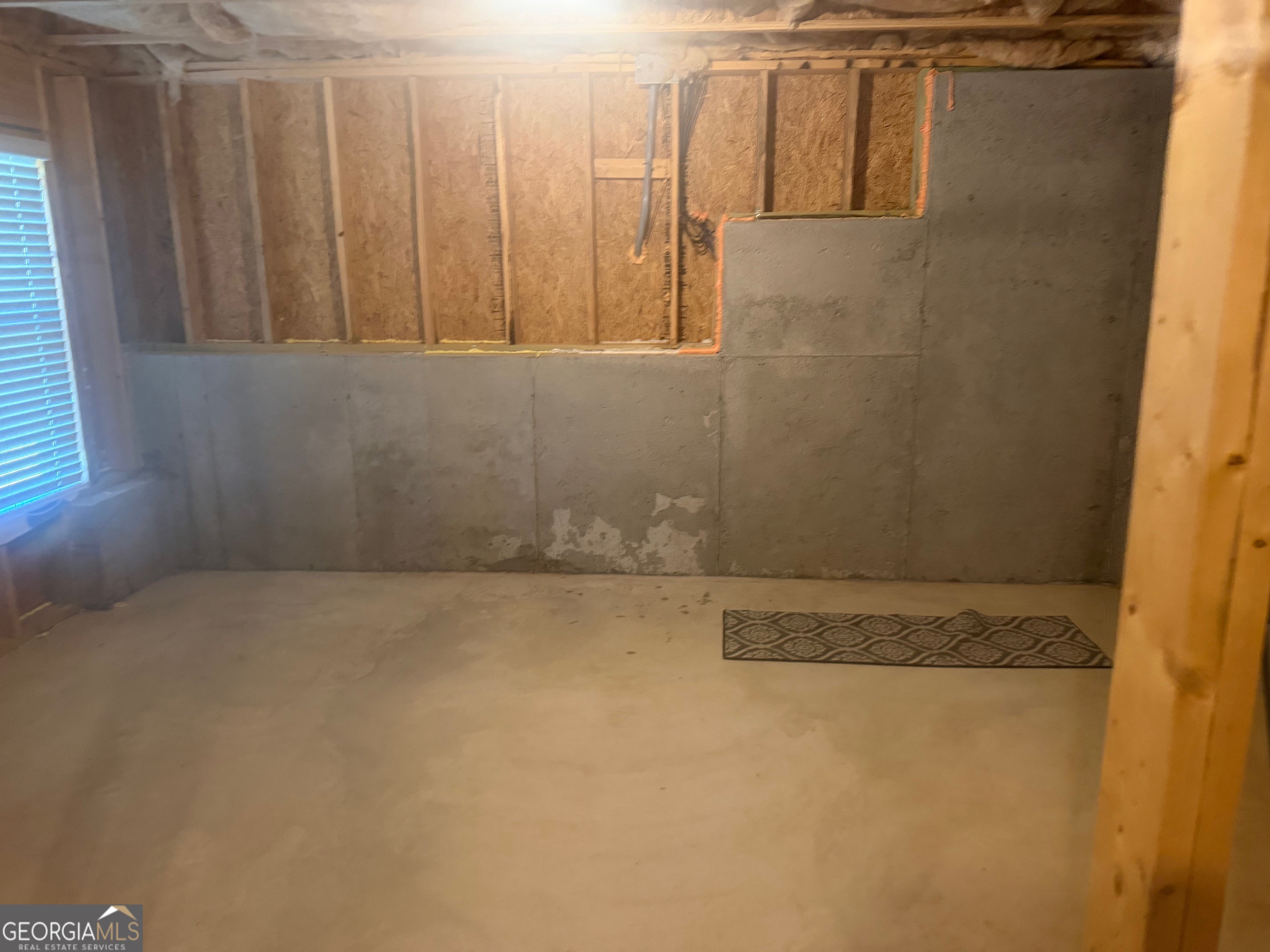 399 Toronto Circle, Unit 281 Hampton, GA 30228 - Photo 13 of 18 a bathroom with a shower
