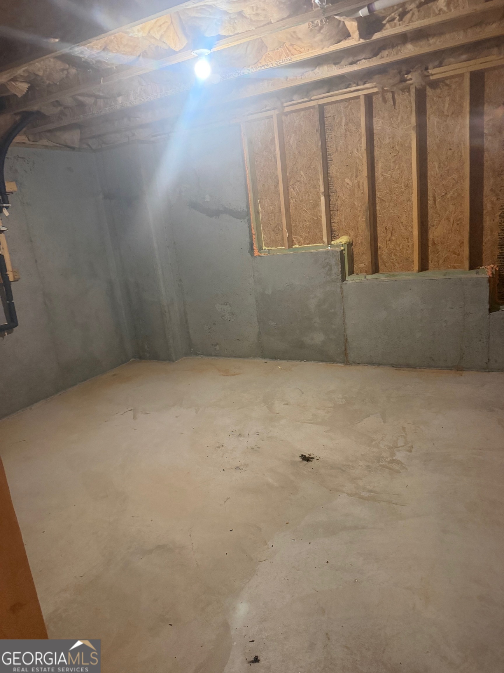 399 Toronto Circle, Unit 281 Hampton, GA 30228 - Photo 15 of 18 a view of an empty room