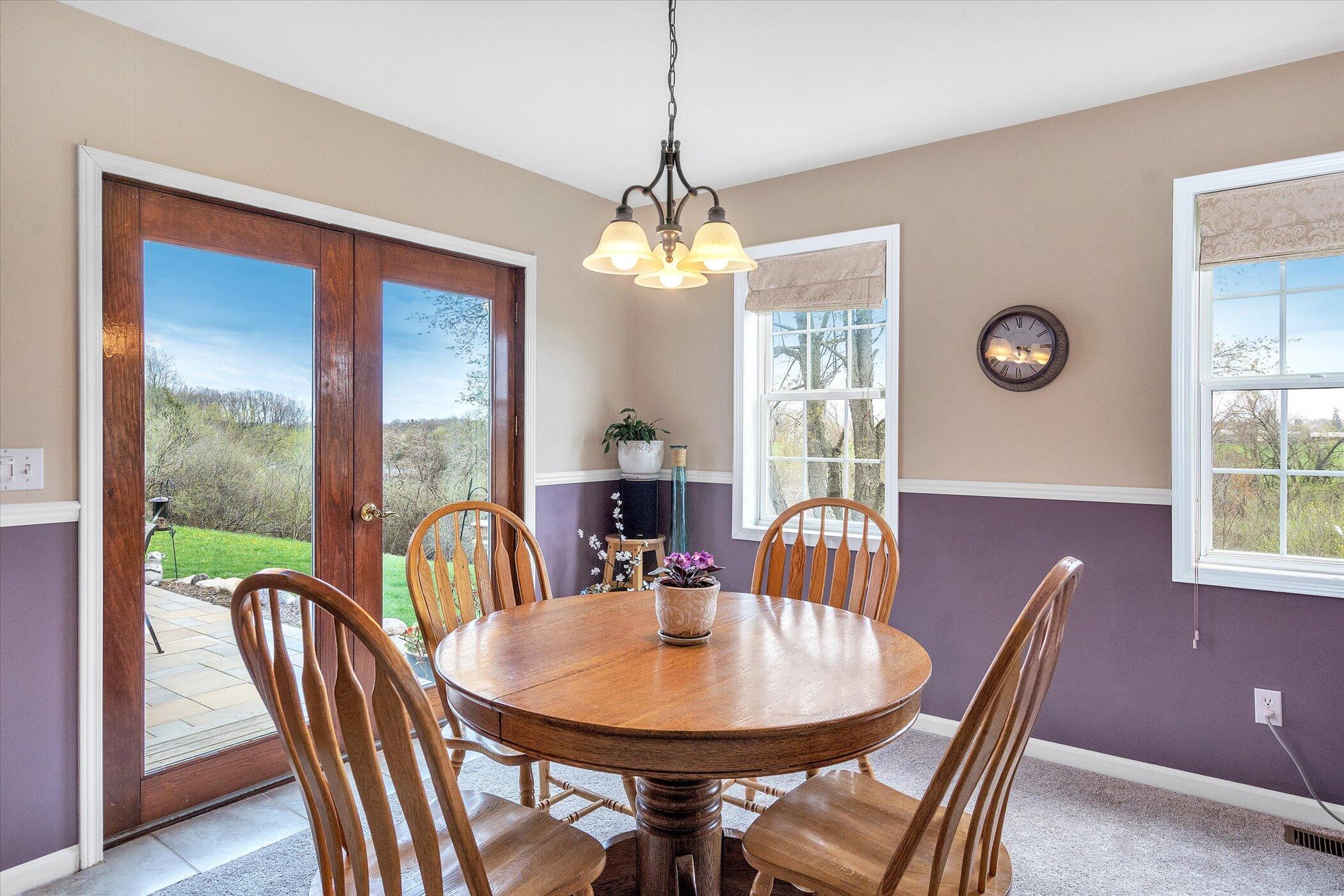 8495 Giles Road Brooklyn, MI 49230 - Photo 8 of 48 Diningroom