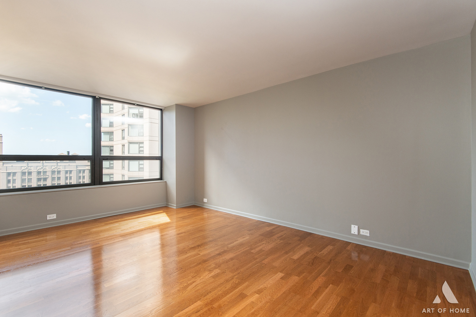 400 East Ohio Street, Unit 2302 Chicago, IL 60611 - Photo 18 of 38 a view of an empty room with a window