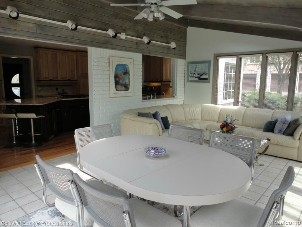4785 Dover Road Bloomfield Hills, MI 48304 - Photo 18 of 48 Alternative Eating Area
