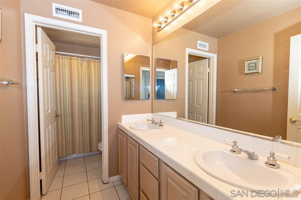 1088 Funquest Drive Fallbrook, CA 92028 - Photo 21 of 25 Gallery Image 21