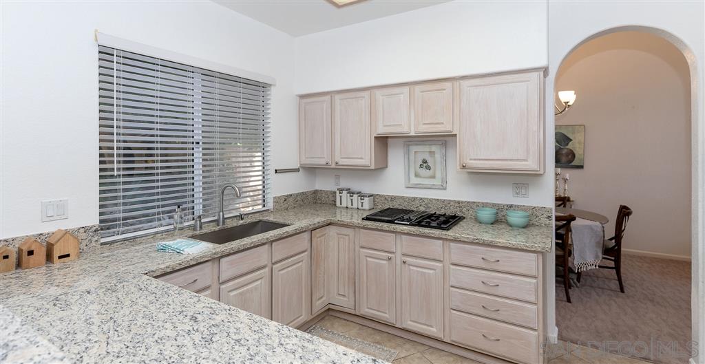 1088 Funquest Drive Fallbrook, CA 92028 - Photo 9 of 25 Gallery Image 9