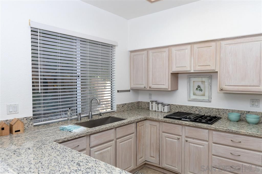 1088 Funquest Drive Fallbrook, CA 92028 - Photo 10 of 25 Gallery Image 10