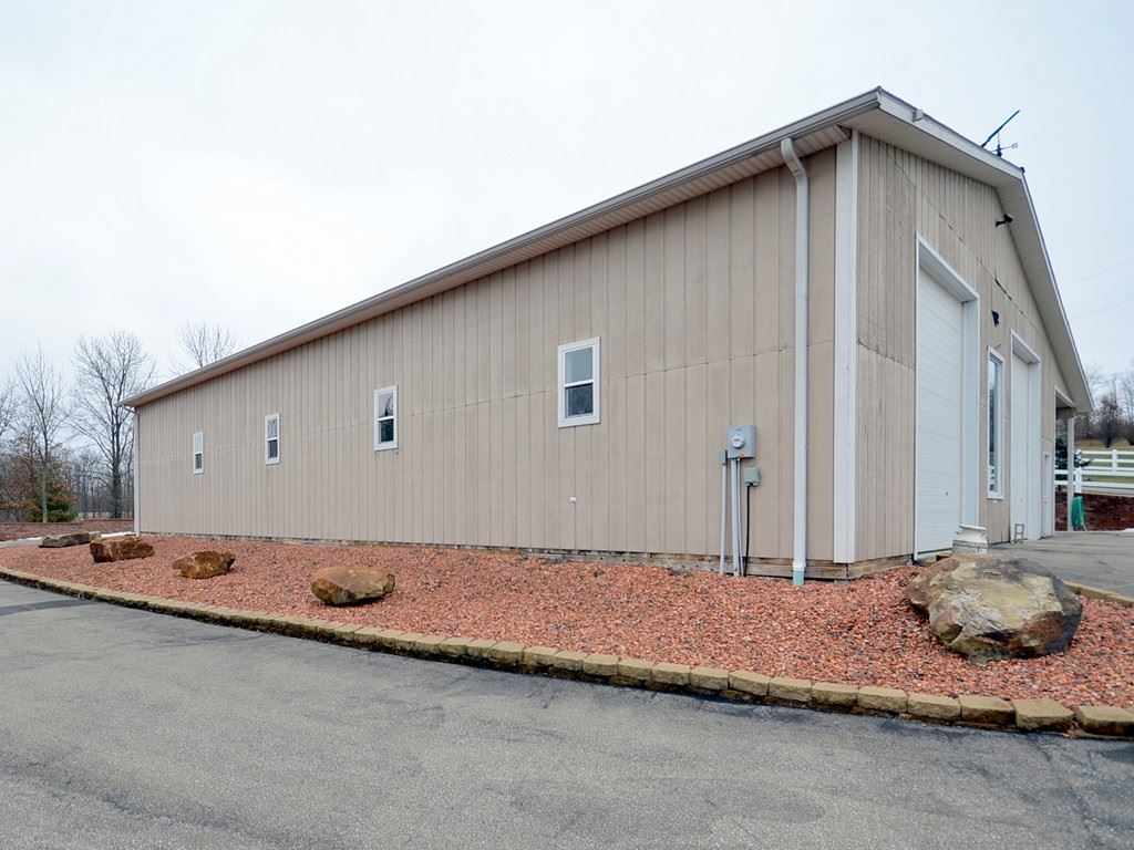 2950 South Hickory Road Bloomfield, IN 47424 - Photo 26 of 32