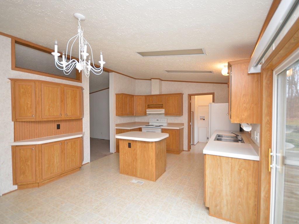 2950 South Hickory Road Bloomfield, IN 47424 - Photo 29 of 32