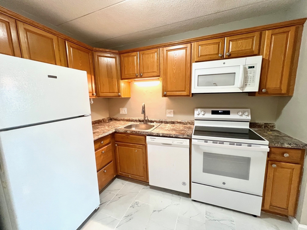 4 Hawes Street, Unit 23 Revere, MA 02151 - Photo 3 of 19