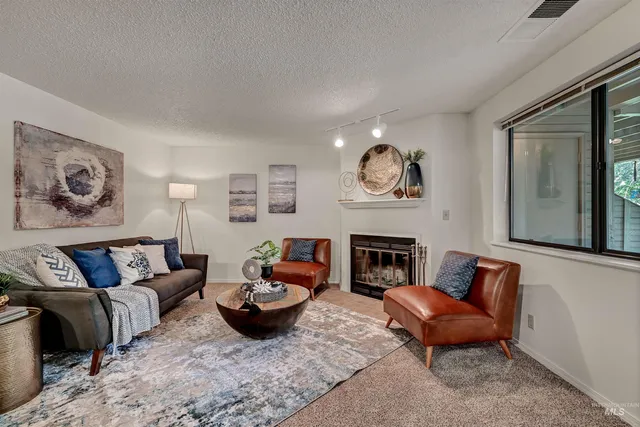 $315,000 | 3695 South Gekeler Lane, Unit 18, Boise, ID 83706