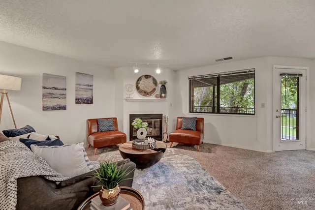 $315,000 | 3695 South Gekeler Lane, Unit 18, Boise, ID 83706