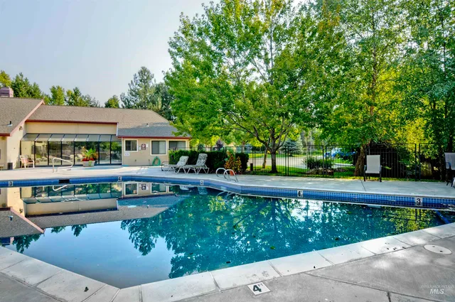 $315,000 | 3695 South Gekeler Lane, Unit 18, Boise, ID 83706