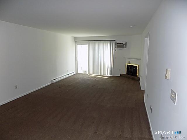 55 Mill Plain Road, Unit 334 Danbury, CT 06811 - Photo 4 of 6