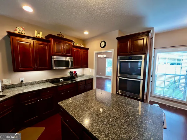 $565,000 | 671 Highway 18, Gray, GA 31032