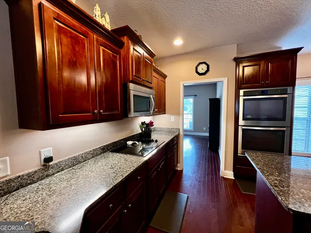 $565,000 | 671 Highway 18, Gray, GA 31032