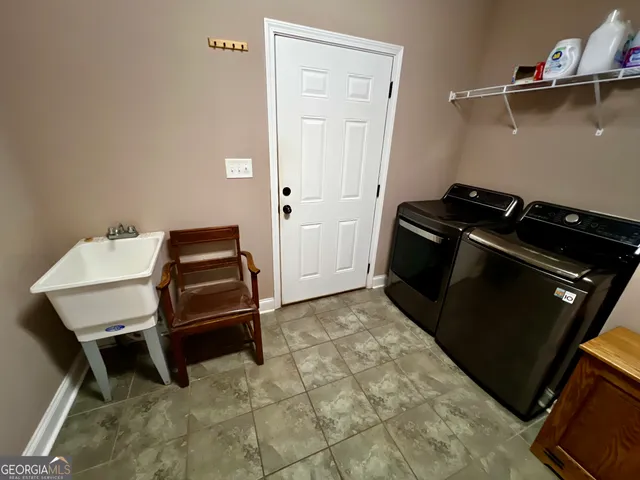 $565,000 | 671 Highway 18, Gray, GA 31032