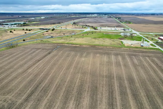 $152,000 | 1702 North 600 East Road, Gilman, IL 60938