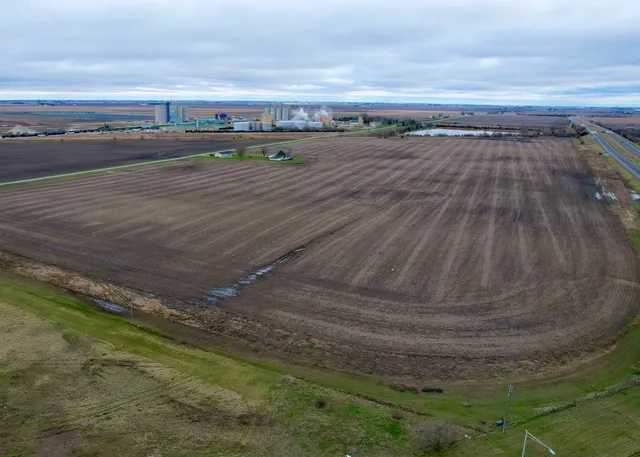 $152,000 | 1702 North 600 East Road, Gilman, IL 60938