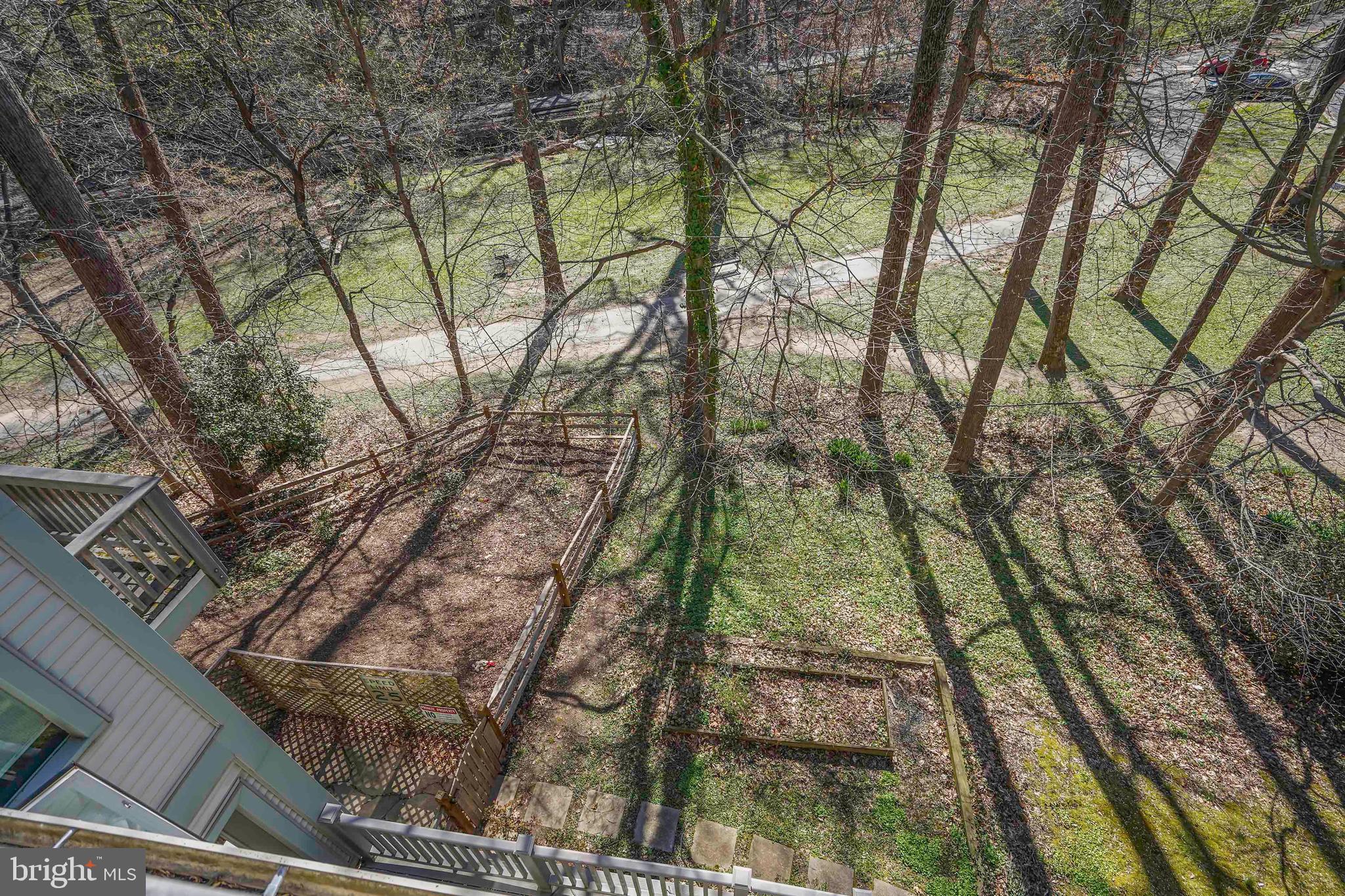 132 Hilltop Road Silver Spring, MD 20910 - Photo 44 of 50 a backyard of a house with lots of green space