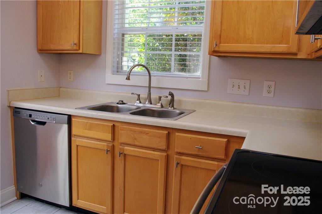 917 Shearer Street, Unit 7 Davidson, NC 28036 - Photo 22 of 36