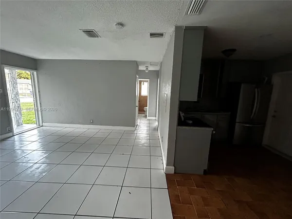 $3,100 | 3411 Northwest 1st Street, Lauderhill, FL 33311