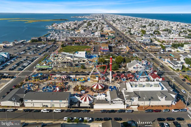 $1,999,999 | 218 7th Street, Unit A, Beach Haven, NJ 08008