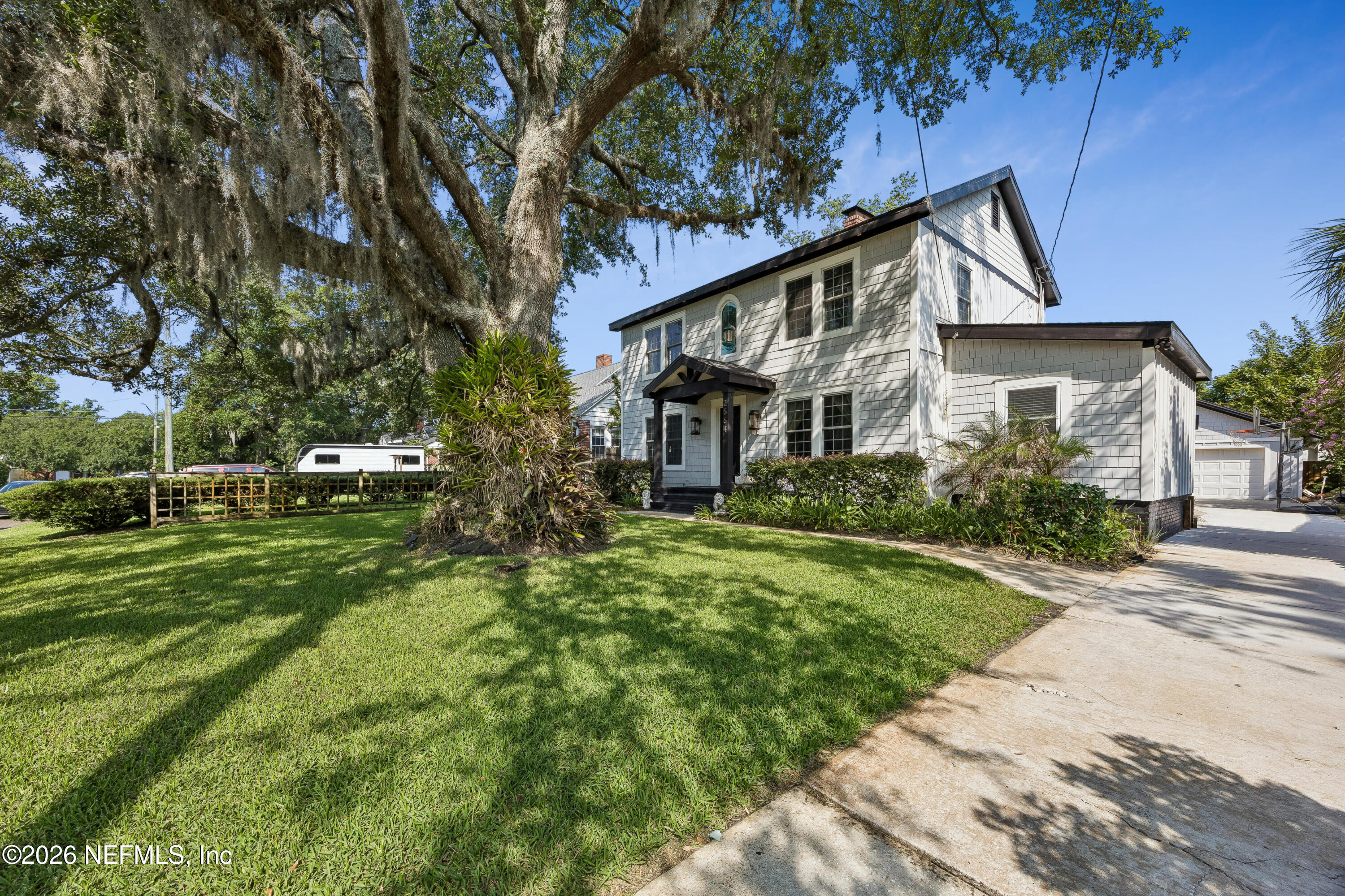 2564 Pineridge Road Jacksonville, FL 32207 - Photo 5 of 69 05_beyc6a38190ce6ea2