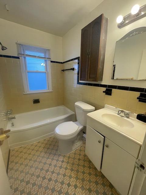 9255 Heyden Detroit, MI 48228 - Photo 9 of 14 IMG_3797